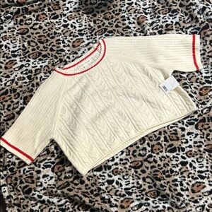 Cable Knit Cream Short Sleeve Sweater with Red Accents